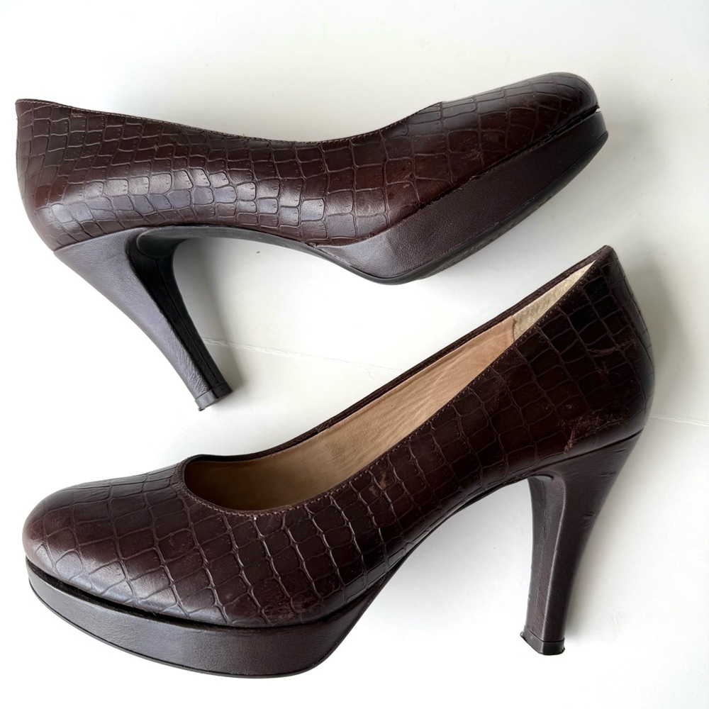 Nurture by Lamaze Brown Croc-Embossed Heels - Picture 5 of 14